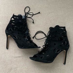 Manolo Blahnik black suede floral cutout lace up bootie in size 37